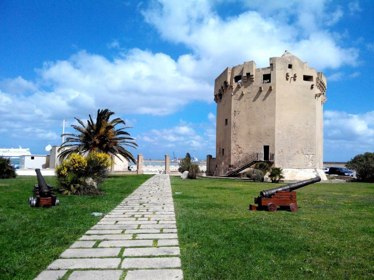 Casa Vacanze Lungomare Porto Torres Extérieur photo